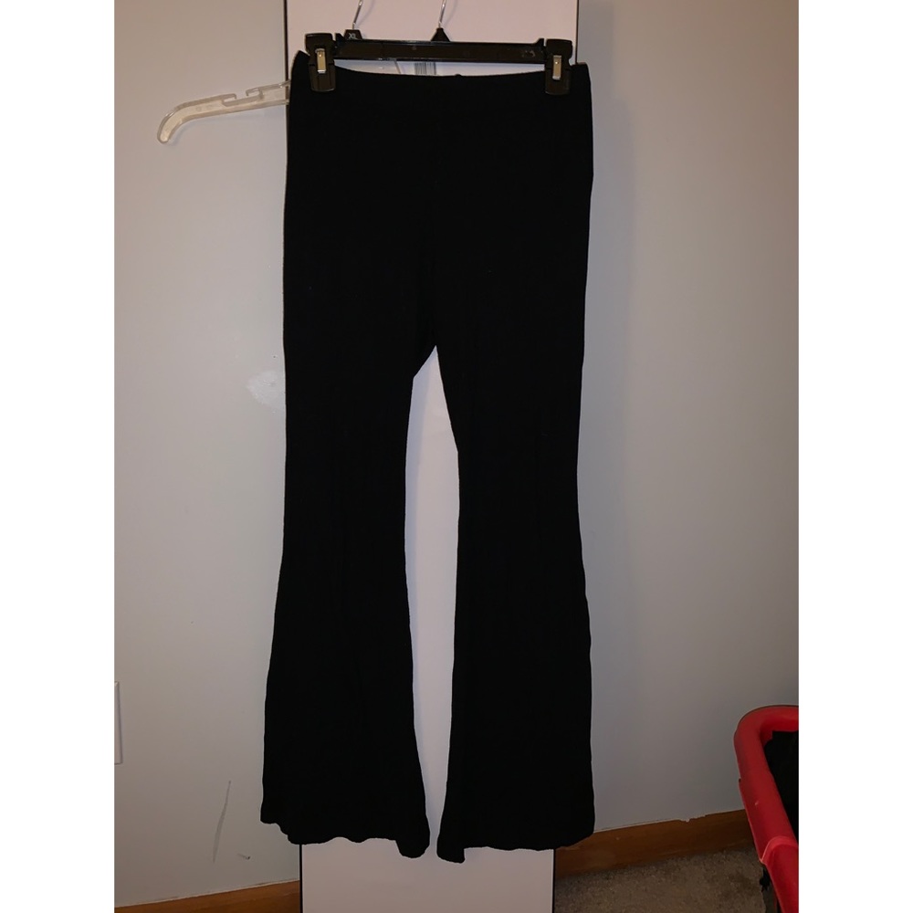 Black flare pants 😻😻